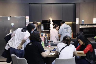 家用電器銷(xiāo)售 智能化、場(chǎng)景化與綠色消費(fèi)的新趨勢(shì)