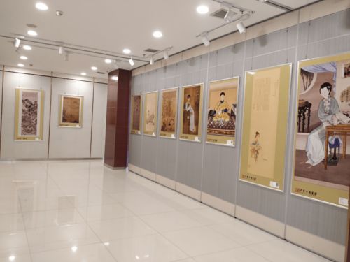 墨香滿溢騰盈軒 市圖書館中國歷代經典讀書圖解讀展啟幕
